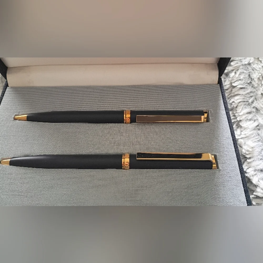 Movado Black and Gold Men's Pen Set... NEW